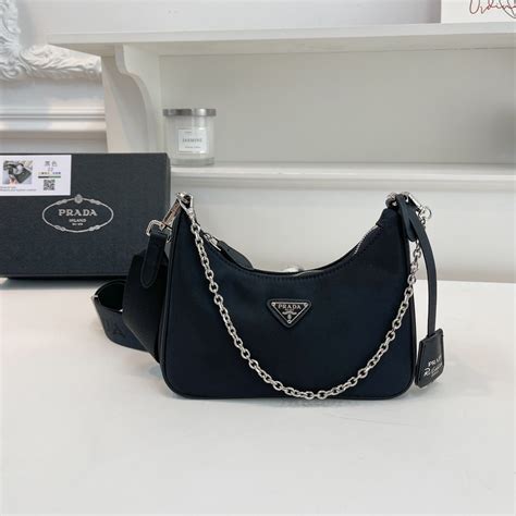 กระเป า prada 2019